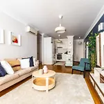 Stylish Urban Oasis 2 Min To Galata Tower